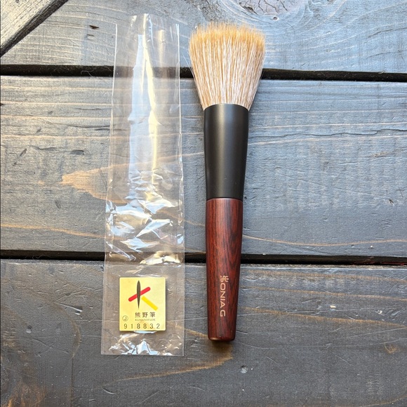 Sonia G - Sheer Buffer Brush - Picture 5 of 5